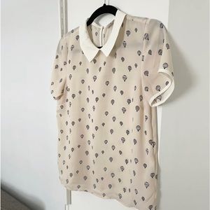 Short sleeves blouse with hot air balloons